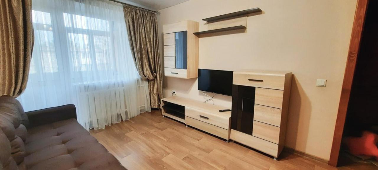 Двухкомнатная Квартира 900М От Моря Отчетные Док Chornomorsk Luaran gambar